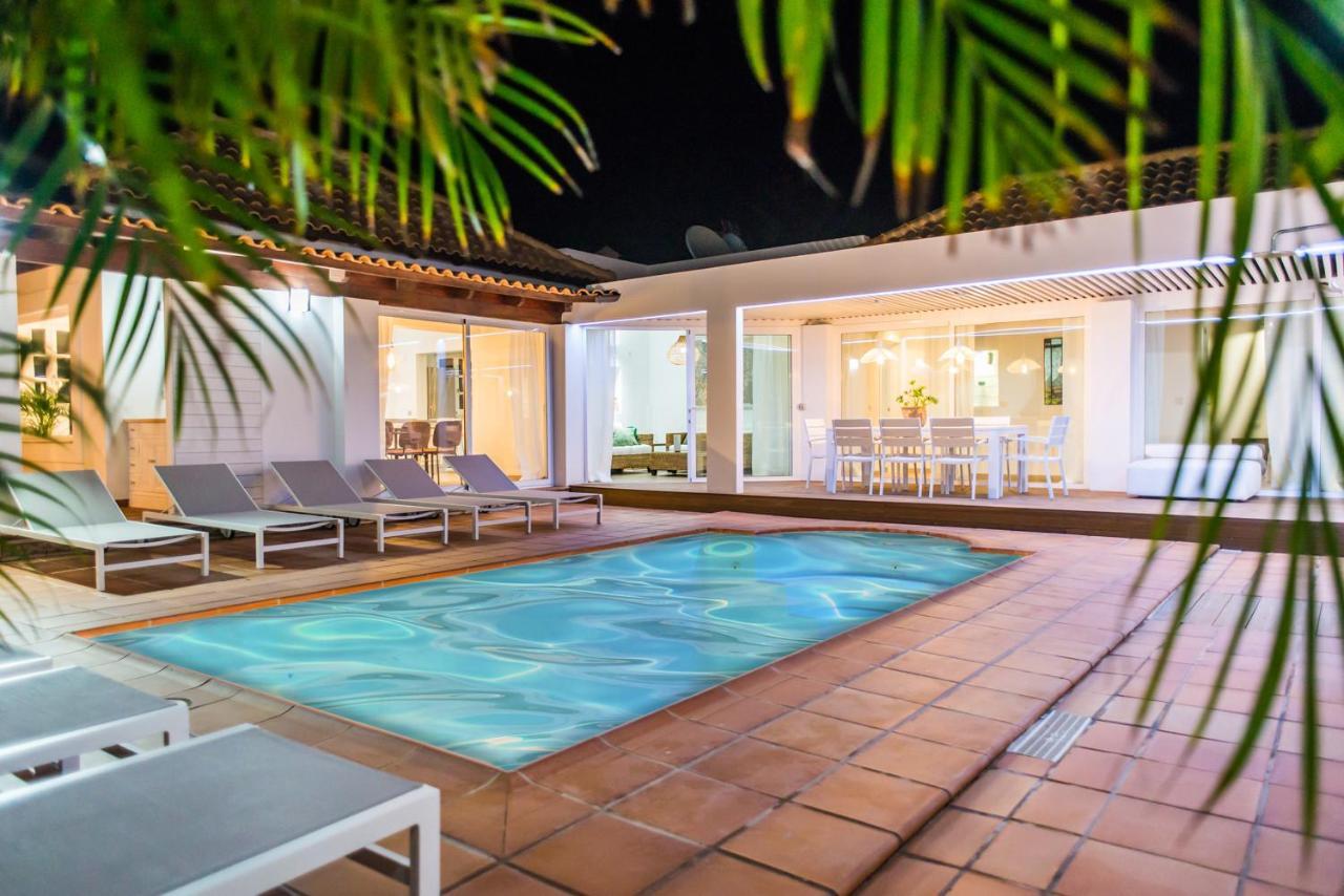 Villa Bonita Luxury Private Pool Corralejo By Holidays Home Экстерьер фото